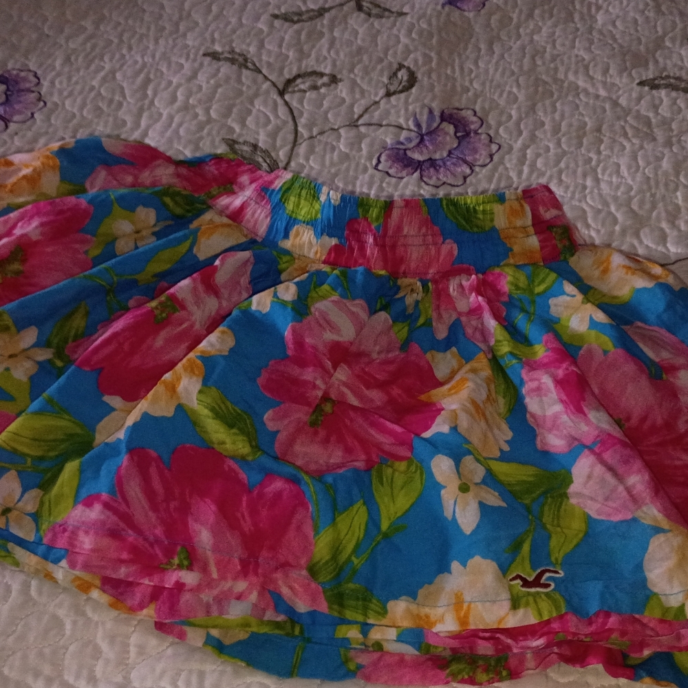 Preppy Y2K Flare Mini Skirt HCO Hollister Floral Pleated School Girl Barbie